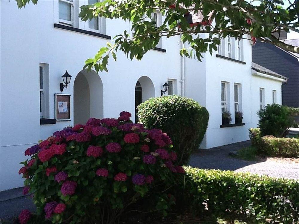 The Old Cable Historic House & Seafood Restaurant Hotel Waterville Exterior photo